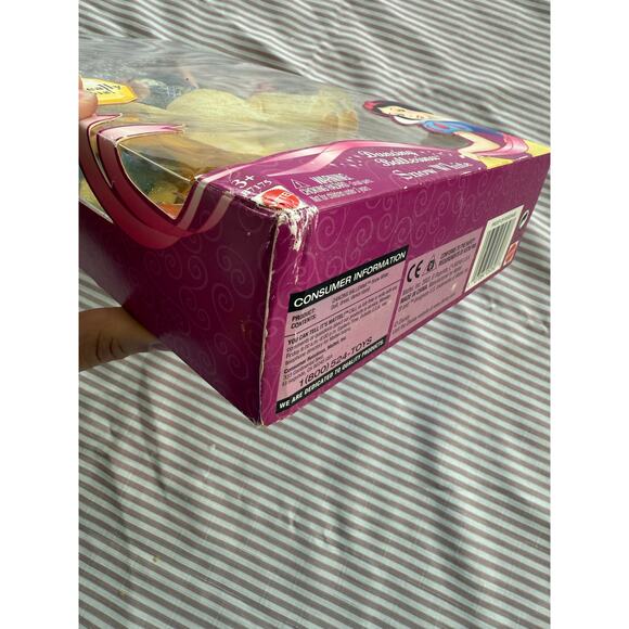 Disney Princess Snow White Dancing Ballerina Doll with Ballet Accessories - Picture 5 of 8